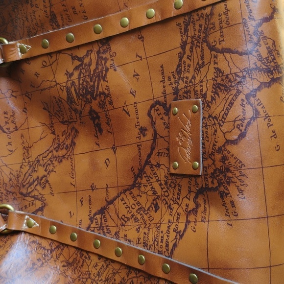 Patricia Nash Benvenuto Tote - Picture 11 of 12